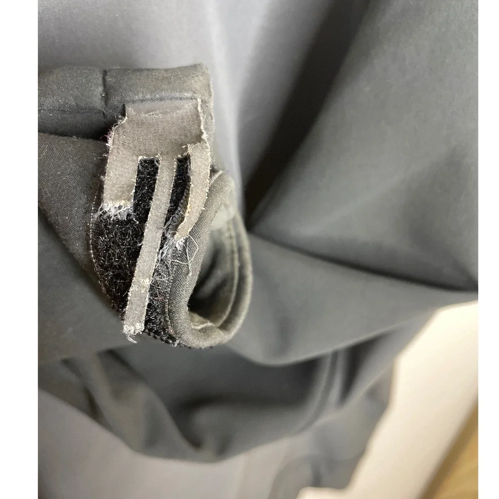 The North Face Mens Jacket Apex Softshell Colorblock Medium Grey Black
